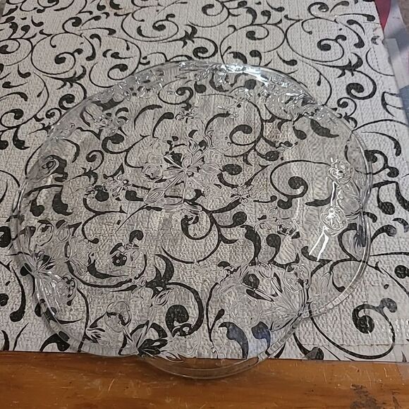 Anchor Hocking Plate - Picture 2 of 2